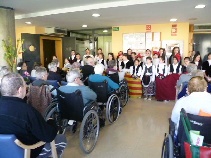 Cantada de Caramelles Escola Pia